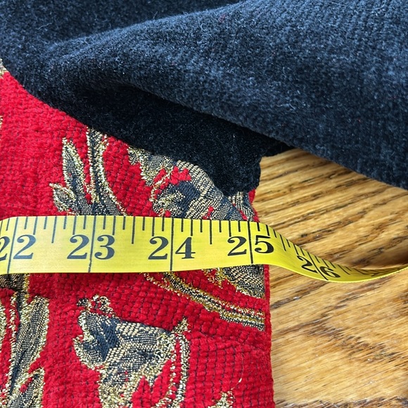 Indigo Moon vintage jacket. Size 1X. Red, black, gold tapes/chenille pattern. - Picture 11 of 13